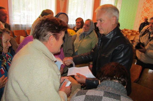 За книжками IMG 8442